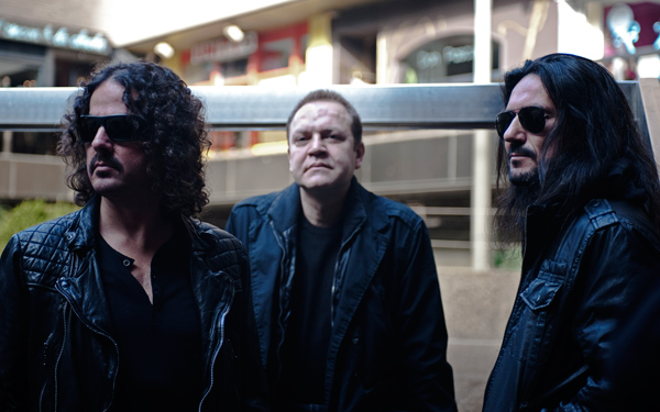 Héroes del Silencio en Zaragoza, antes de la entrevista para Aragón Musical TV