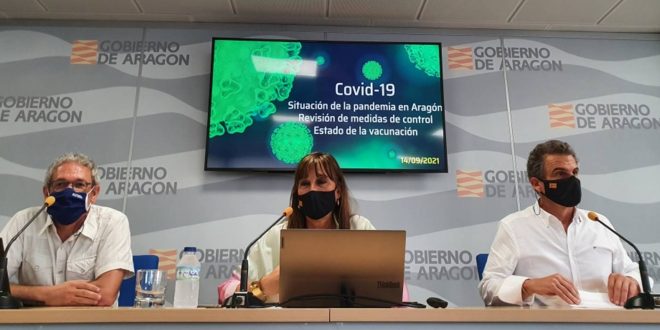 Durante la rueda de prensa del Gobierno de Aragón